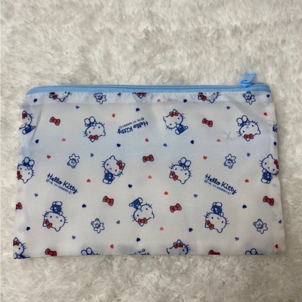 Hello Kitty Bundle - Picture 10 of 10